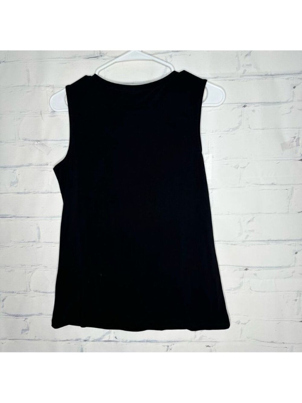XS top‎ - Picture 2 of 2